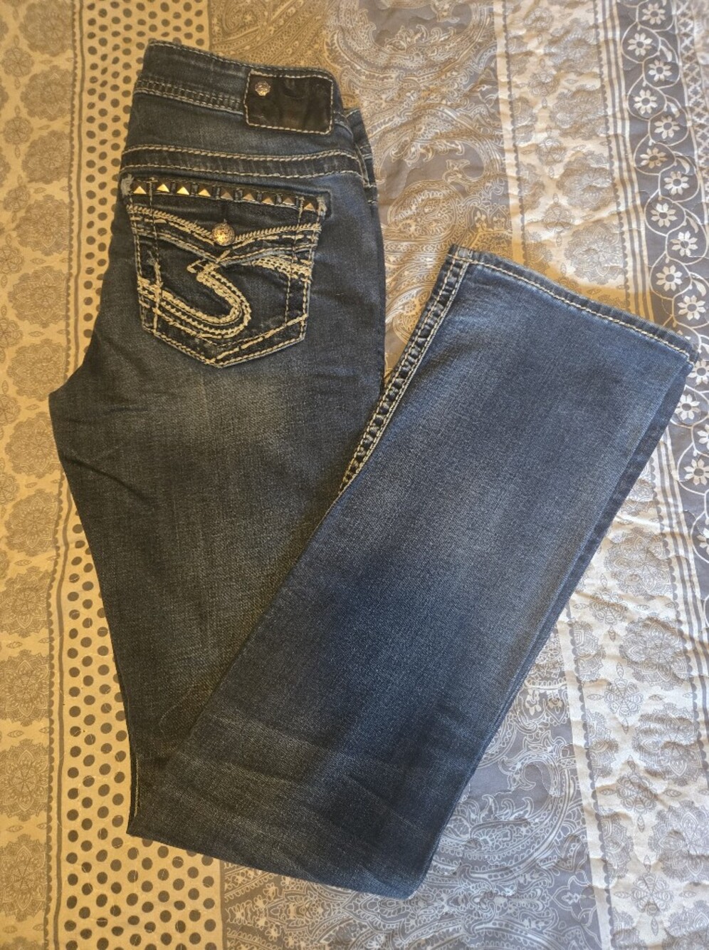 Silver Aiko Mid Dark Blue Women's Slim Bootcut Jeans - Size 28/32